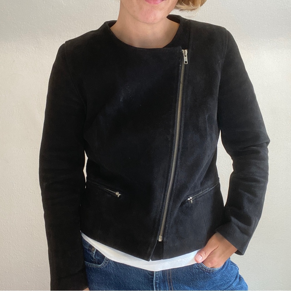 Sandro Black Soft Suede Leather Moto Style Motorcycle Biker Cropped Jacket Zip